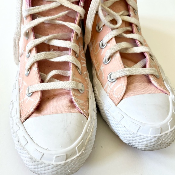 Not a Chuck Converse Storm Pink Shoes - Size 6 Kids - Picture 6 of 8